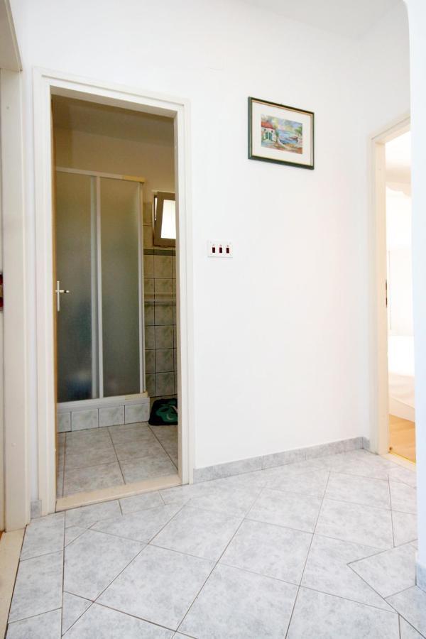 Apartments With A Parking Space Prizba, Korcula - 219 المظهر الخارجي الصورة
