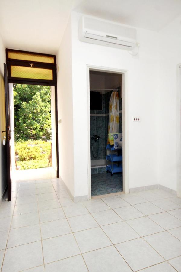 Apartments With A Parking Space Prizba, Korcula - 219 المظهر الخارجي الصورة